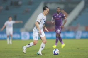 Văn Toàn Chấn Thương Trong Chiến Thắng 3-1 Của Nam Định Trước B.Bình Dương